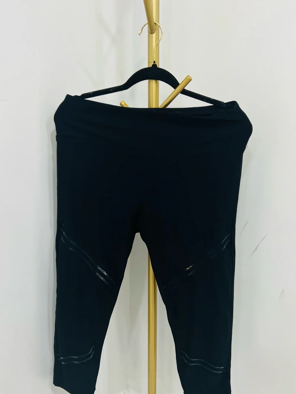 Girls' Black Capri Leggings with Breathable Mesh Accents
